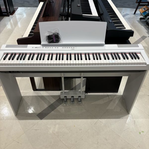 YAMAHA<br />
P-125(WH/2022年製)<br />
<br />
￥44,980(税込) 