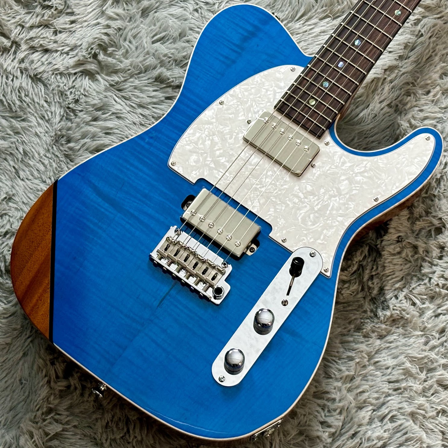 Kz Guitar WorksKz TL Trad 22 2H5/FM