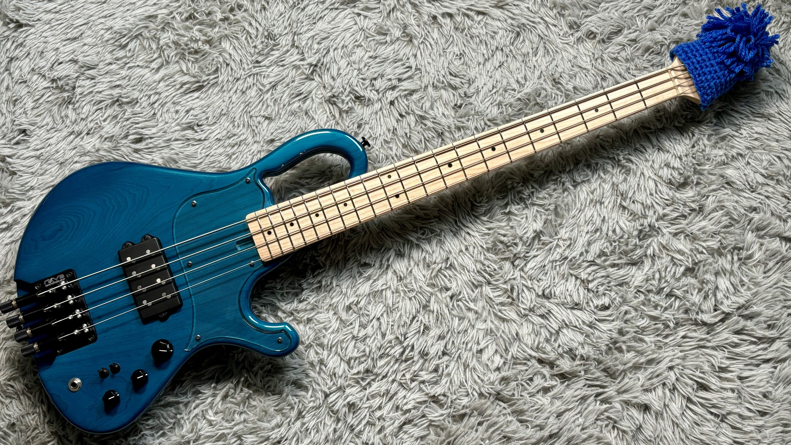 saitias guitars “Lorentz” 湘南の風が運ぶ、ショートスケールの常識を
