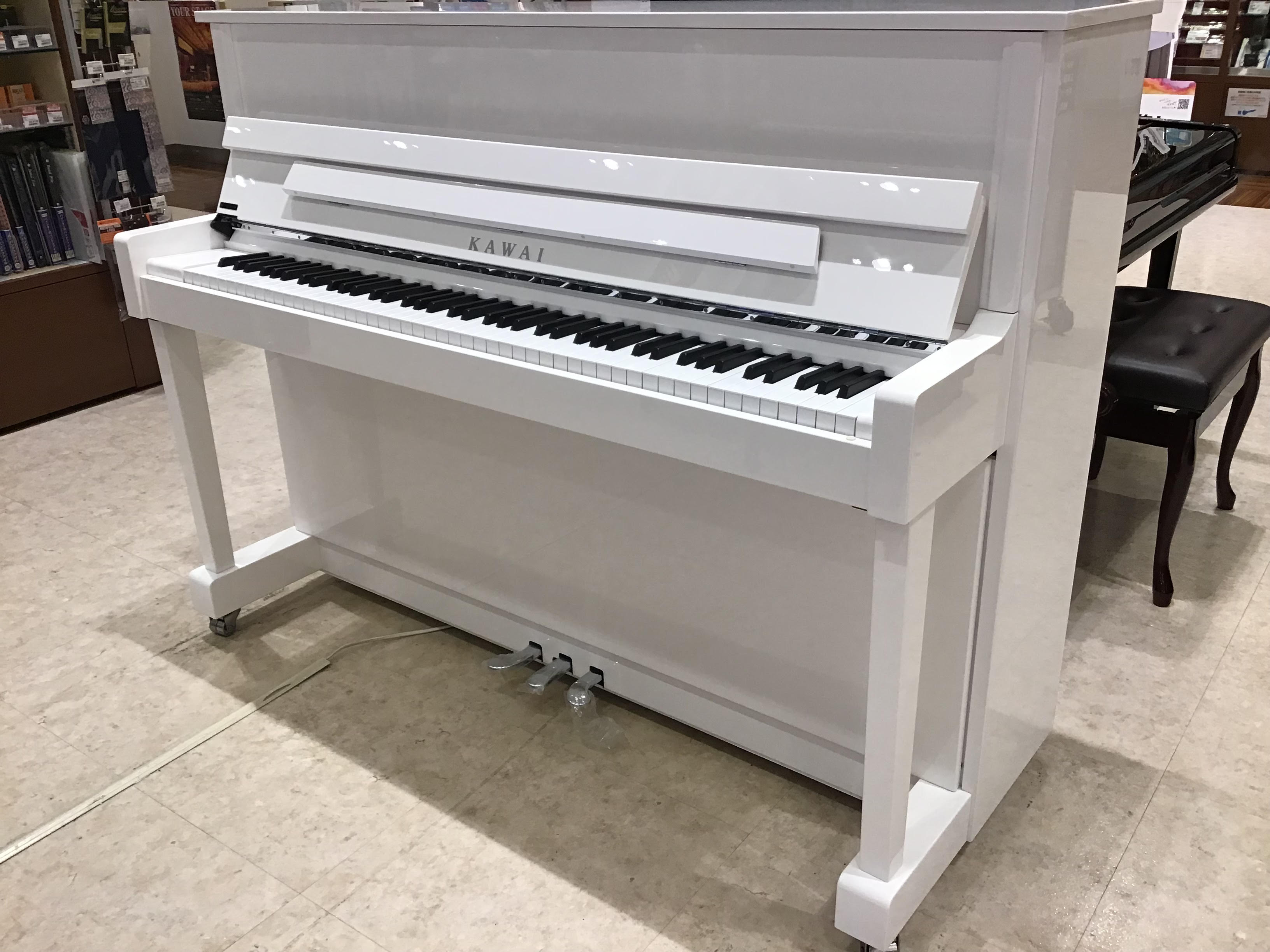 アップライトピアノK-114SX