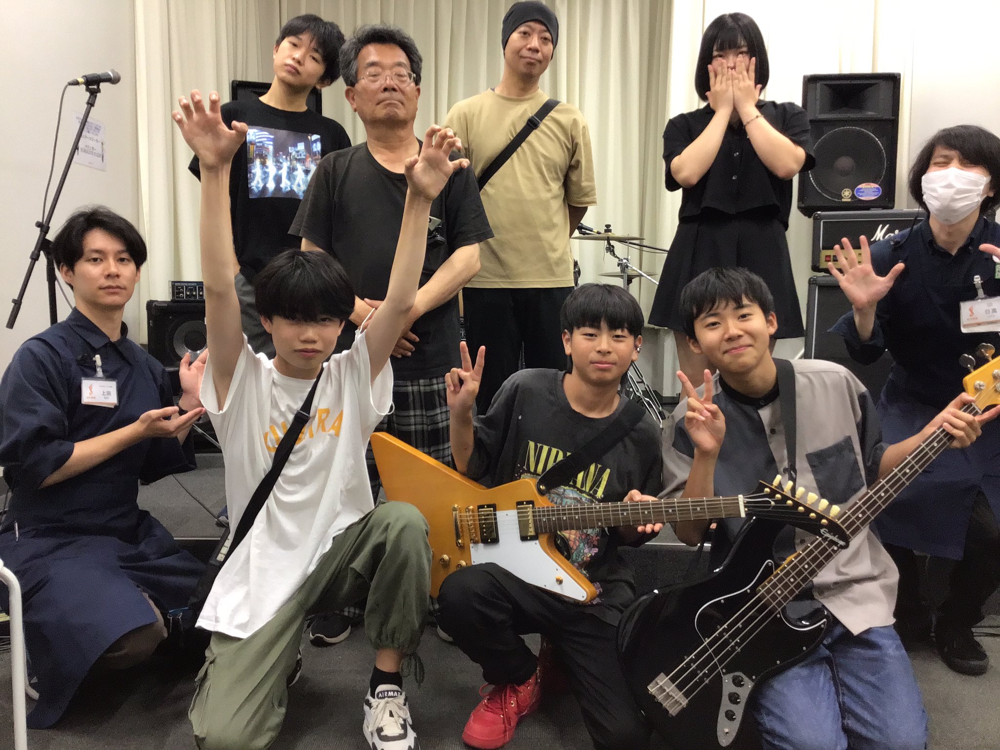CONTENTS6月9日のレポートをお届けいたします。参加バンドのご紹介です！インストアライブ出演者大募集中です！6月9日のレポートをお届けいたします。 こんにちは！アクアウォーク大垣点のライブイベント「大垣Live×LIVE！！」を6月9日(日)に開催しました。今回は7組にご参加いただきました！ギ […]