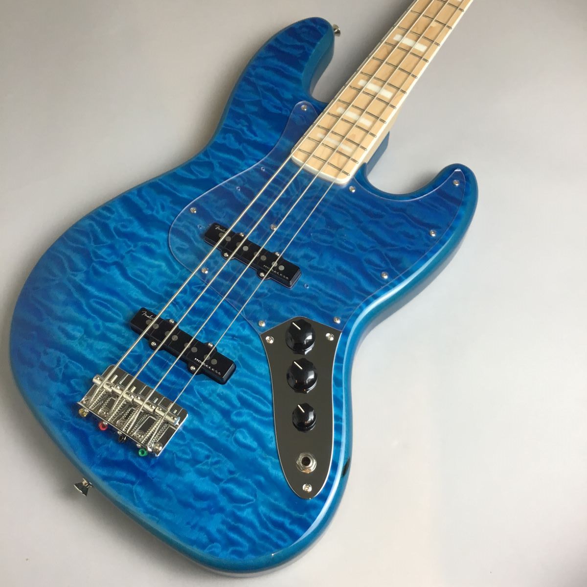 FenderFSR Made in Japan Traditional II 70s JazzBass Carribian Blue Trans