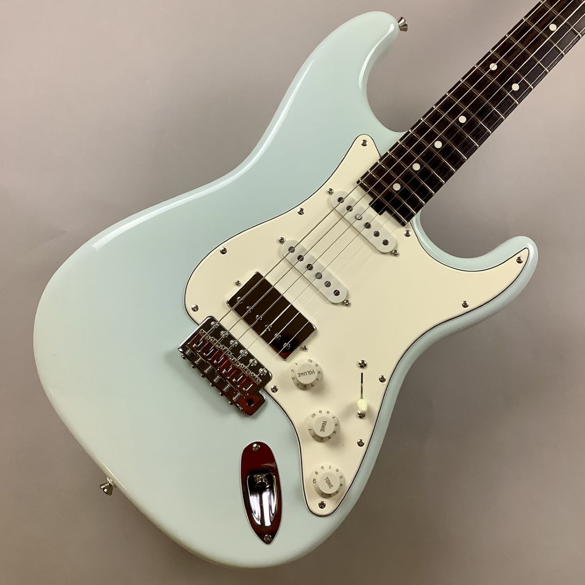 Red house GuitarsGeneral S/SSH Sonic Blue S/N:007424