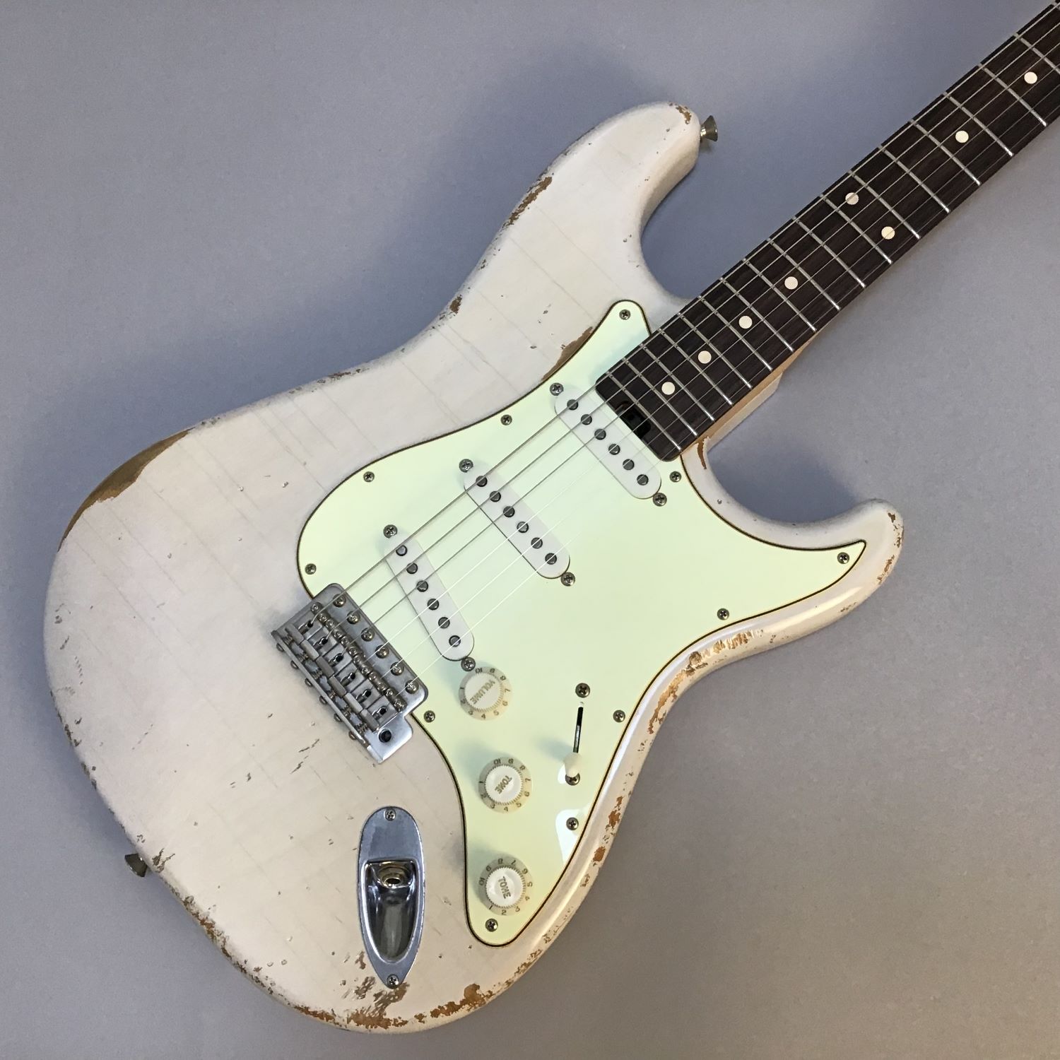 Tsubasa Guitar WorkshopThe Lucy Alder/R WhiteBlonde HeavyAged 3.39kg S/N:0472