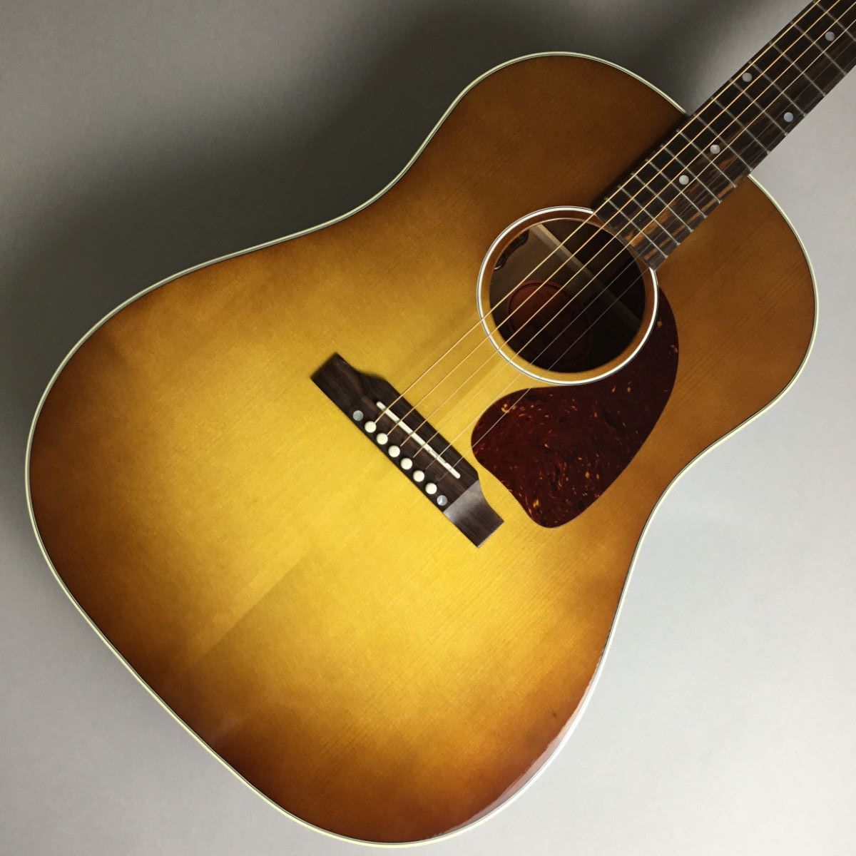 GibsonJ-45 Standard Red Spruce