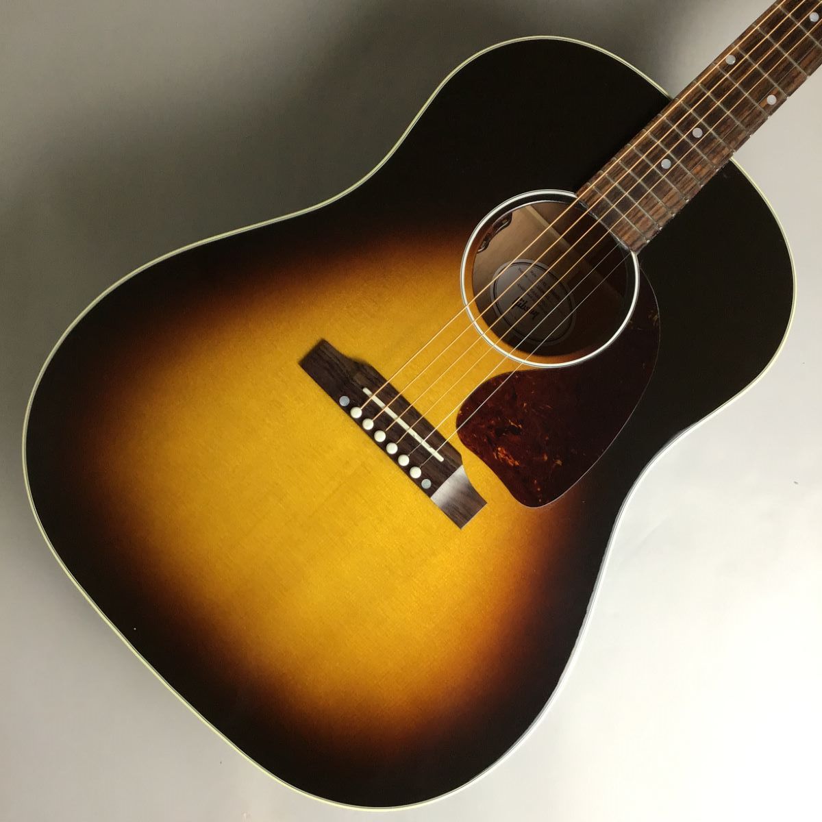 GibsonJ-45 Standard