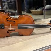 分数バイオリン1/8特価品のご紹介です♪