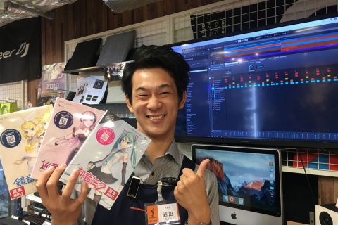 スタッフ写真 森田