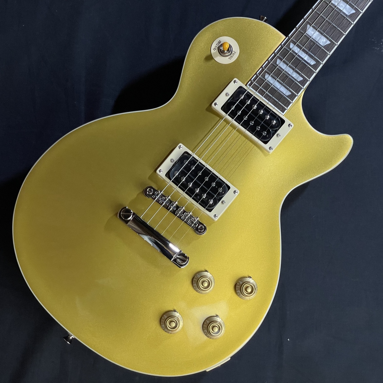 Epiphoneスラッシュ・コレクションの一本が入荷しました！ 大宮店にEpiphone/Slash "Victoria" Les Paul Standard Goldtopが入荷しました！ マホガニー・ボディ、メイプル・トップ、Graph Tech®ナット、Epiphone LockTone™ T […]