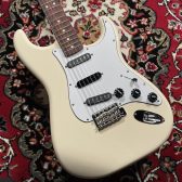 【エレキギター】Deep Purple、Rainbowでおなじみのギターヒーロー、リッチー・ブラックモアモデルが入荷しました。【Fender】