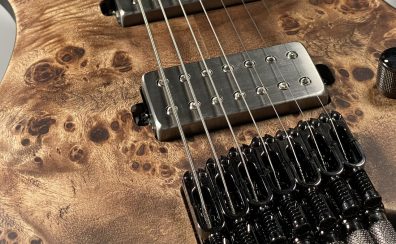 【エレキギター】大人気、Ibanezヘッドレス。7弦仕様のタイプが入荷。モダンギタリスト必見の一本です。