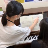 【音楽教室】ピアノの体験レッスンをスタッフに受けていただきました！