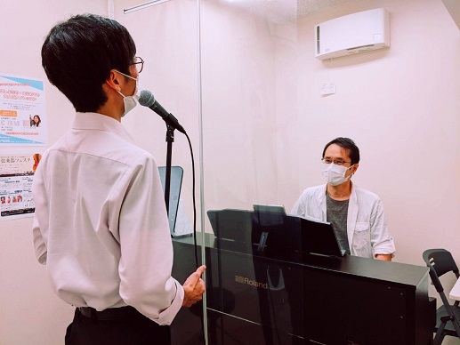 さいたま市大宮 島村楽器の音楽教室 島村楽器大宮店は大宮駅東口より徒歩3分の場所にございます。お子様からご年配の方まで、幅広い年代の皆様に楽しんでいただける音楽教室です♪ 当店では現在、20以上のコースを開講中！ 是非、気になる楽器の体験レッスンを受けられてみてはいかがでしょうか。何か始めてみたいけ […]