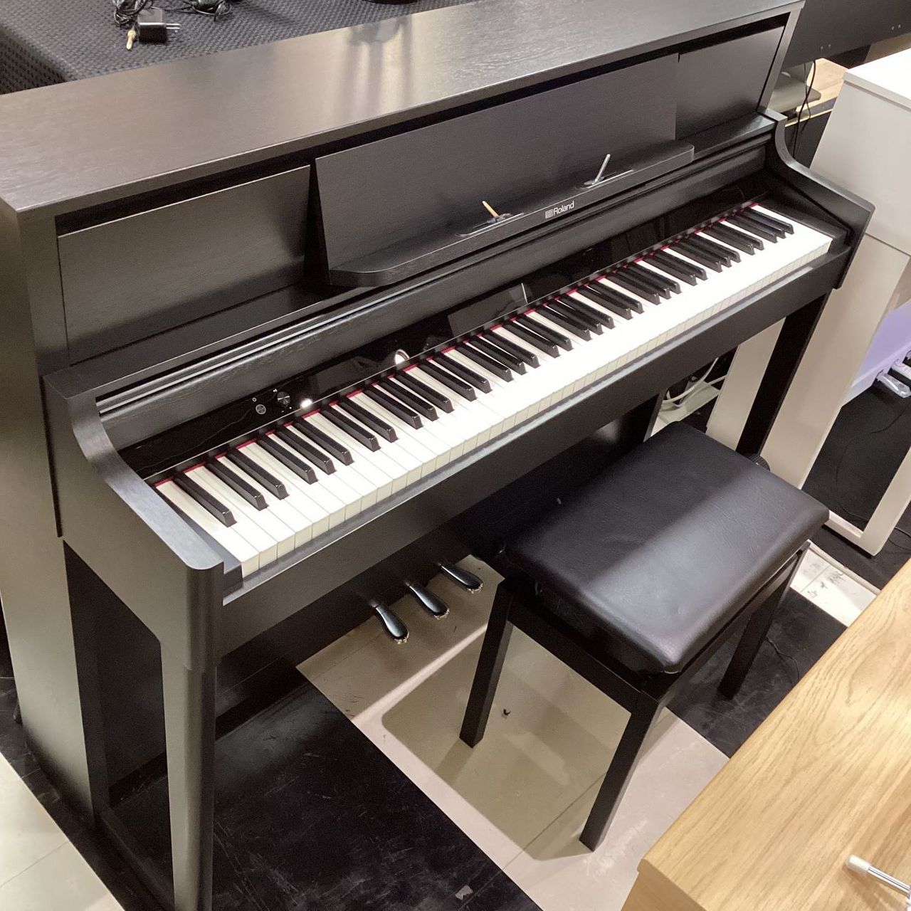 美品 Roland ローランド デジタルピアノ DP-700 88鍵 PHAα鍵盤