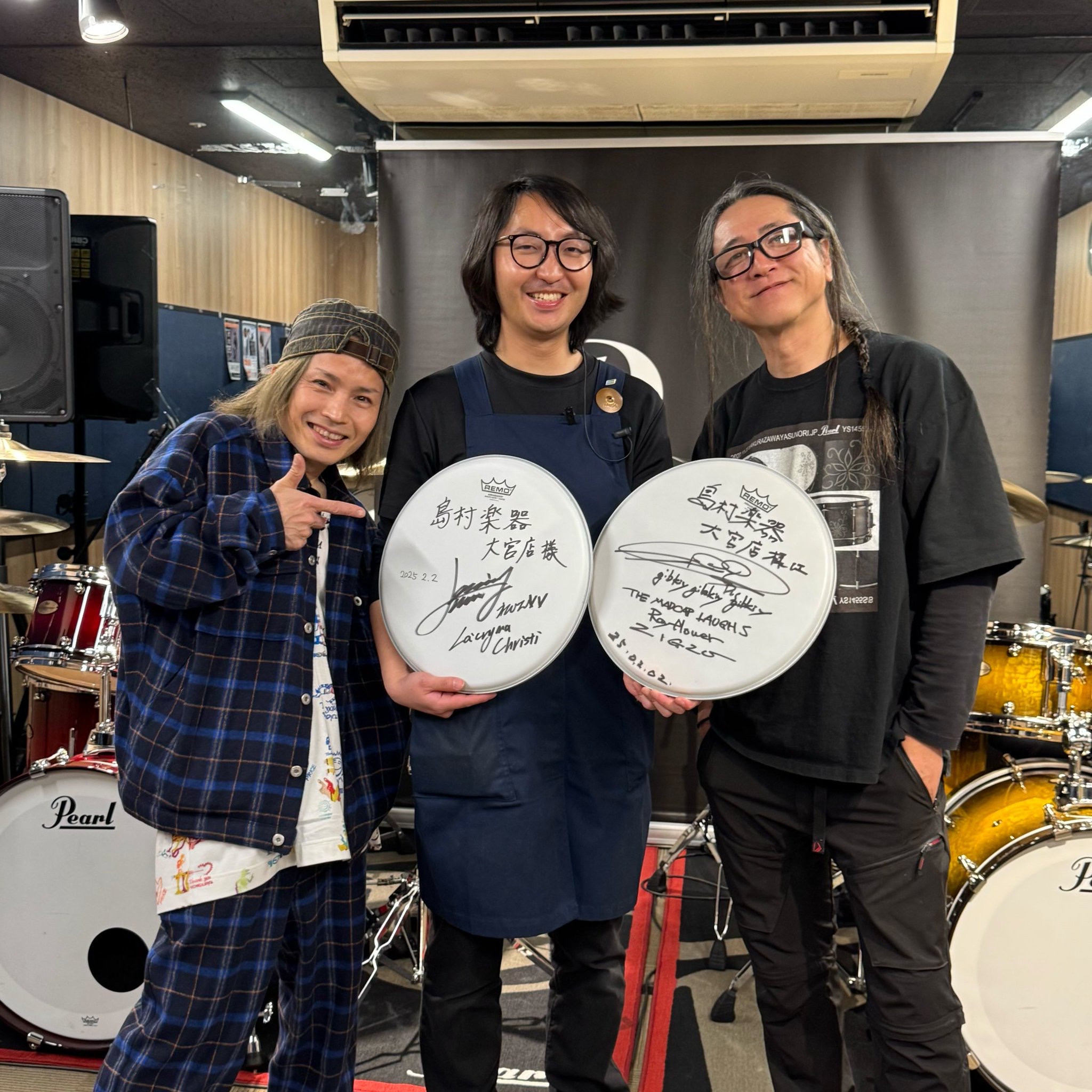 2月2日（日）開催のSakuraさん、LEVINさんによるドラムワークショップのレポートをお送りします！ こんにちは！大宮店のドラム担当、MyDRUMS「X」アカウントの中の人のひとりヒョードーです。 まずお客様よりも、誰よりもこのイベントを楽しみにしていたであろう人間はこのヒョードーだったかもしれ […]