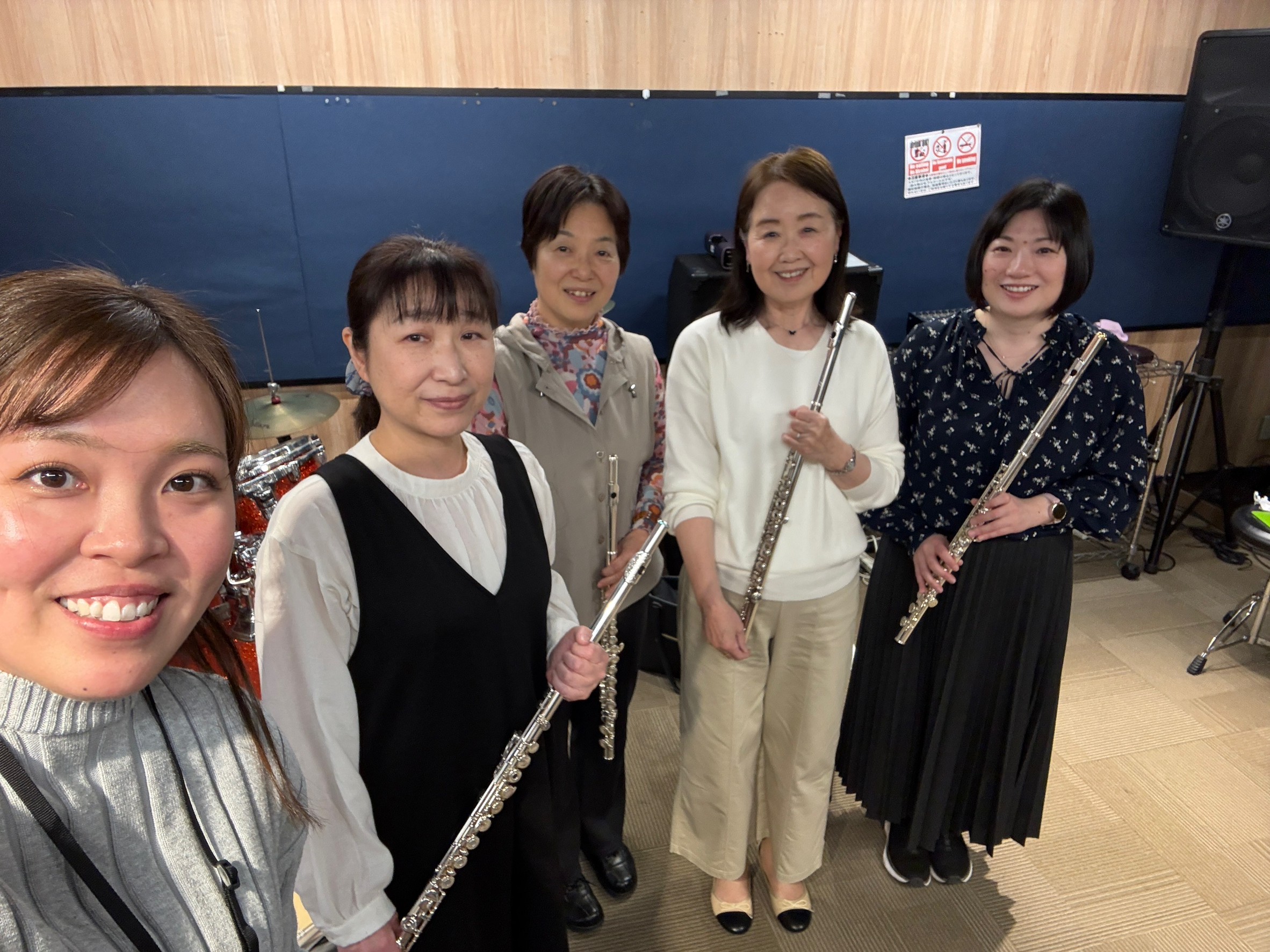 フルートインストラクターの宮下です！おおみやフルートアンサンブル第3回目の様子をレポートしていきます☆ CONTENTS第3回目の様子～3回目～まとめ担当インストラクター第3回目の様子～3回目～ 今回は春🌸ということで「ハナミズキ」を皆さんで一緒に演奏しました！ 「ハナミズキ」は4月中旬～5月上旬頃 […]