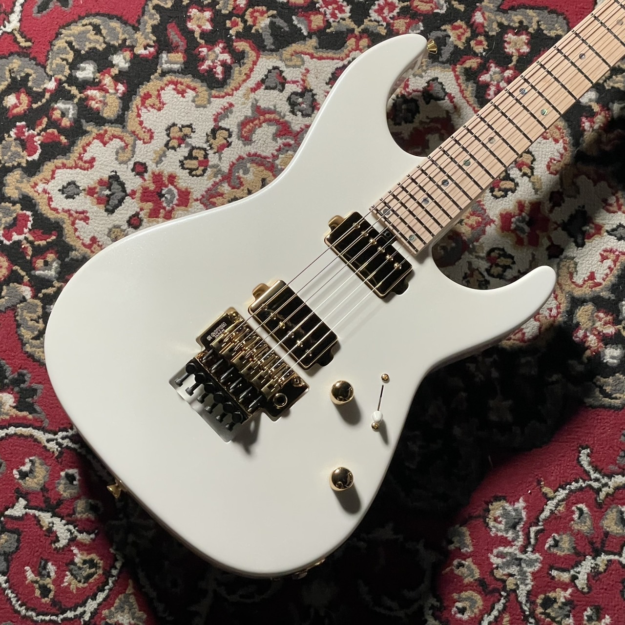 Seeker S/HH 24F FRT White Metallic【3.38kg】