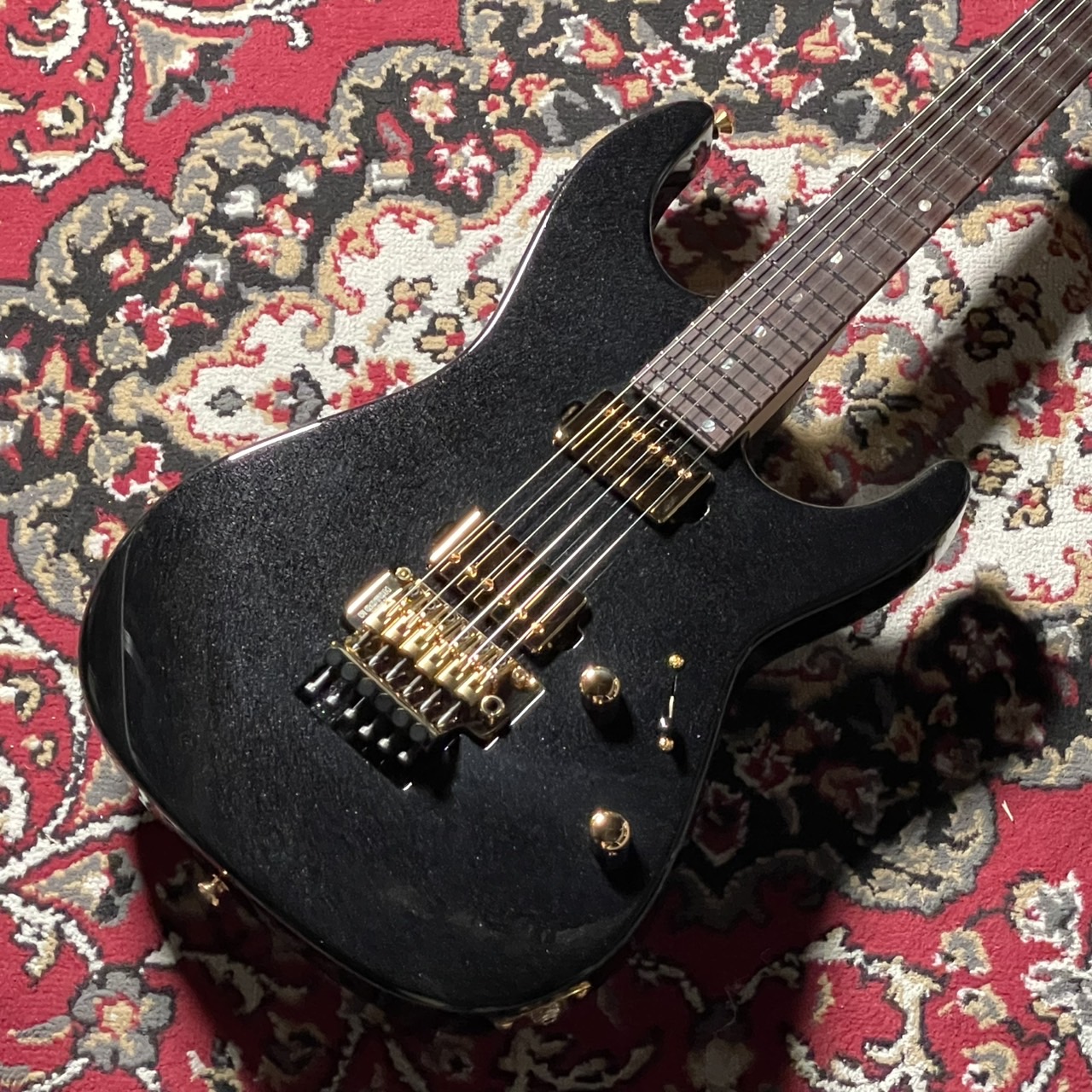 Seeker S/HH 24F FRT Black Metallic【3.26kg】