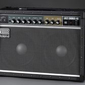 コンパクトで使いやすい40Wモデル！【Roland】JC-40 ギターアンプ 入荷致しました！