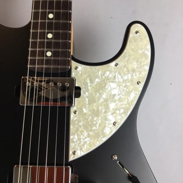 Fender】Limited MADE IN JAPAN ELEMENTAL STRATOCASTER Stone