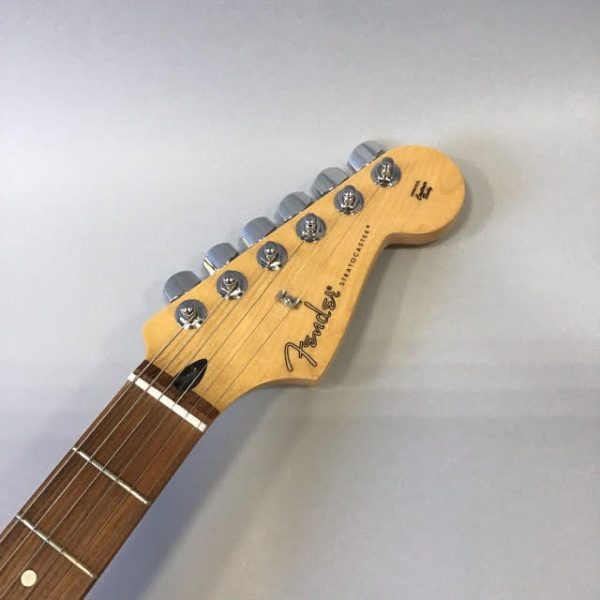 あらゆるスタイルに対応し、どんな音楽的ビジョンも叶えてくれるPlayer Stratocasterは、オリジナルなサウンドを作り出すためのパーフェクトなプラットフォームと言えます。