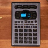 素早くビートを作成できる！【Roland】SP-404 MKII サンプラー 入荷致しました！