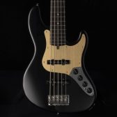 新井和輝のシグネイチャーモデル【Fender】Deluxe Jazz Bass V, Kazuki Arai Edition Black 入荷致しました