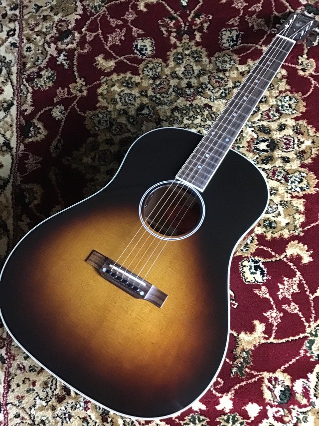 GibsonKeb’ Mo’ 3.0 12-Fret J-45