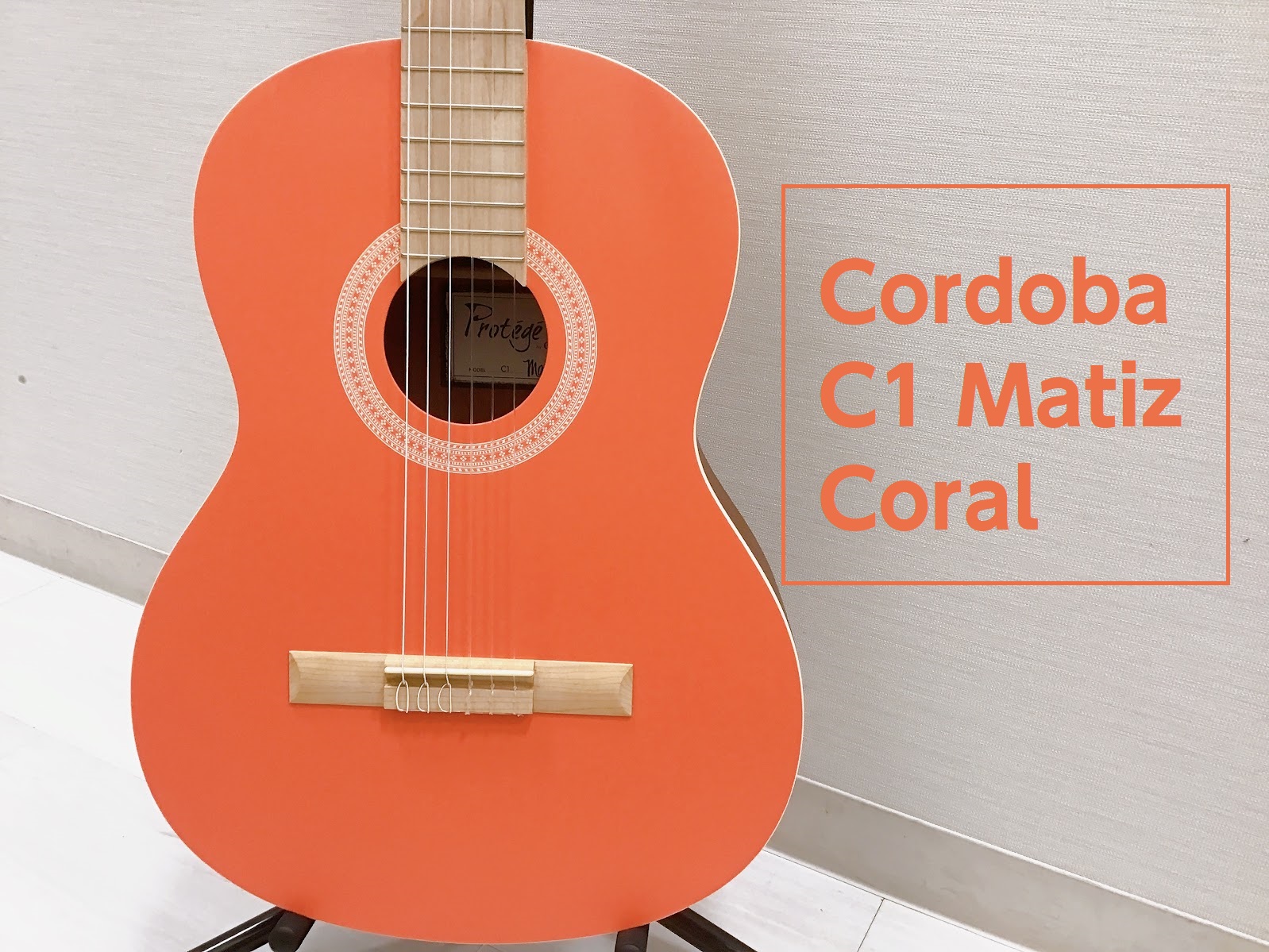 島村楽器大分店にCordoba(コルドバ)のクラシックギター『C1 Matiz Coral』が入荷致しました！ メイプル材のアクセントと伝統的なトーン・ウッドを組み合わせたMatizシリーズは、ナイロン弦ギターの伝統的な美しさに4つの魅力的なカラーで新風を吹き込みます。 スプルース・トップとマホガニ […]
