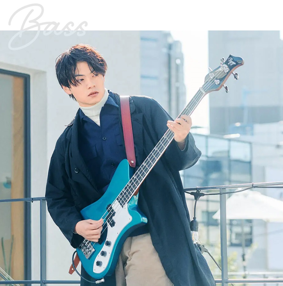 島村楽器大分店に、Ryoga(リョウガ)のエレキベース、「SKATER-BASS」が入荷致しました！ 持ちやすく弾きやすい、ベースを楽しみたいという方に寄り添ったモデルです。小柄な方でもベースを抱えた状態で扱いやすいように設計しました。 弦長（スケール）は一般的なロングスケールと少し短めなミディアム […]