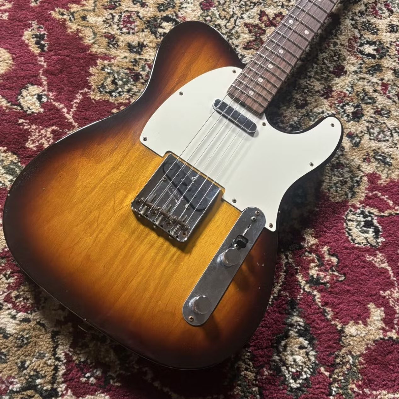 エレキギターFender fendercustomshop LIMITED1959 Telecaster Journeyman Relik3color Sunburst