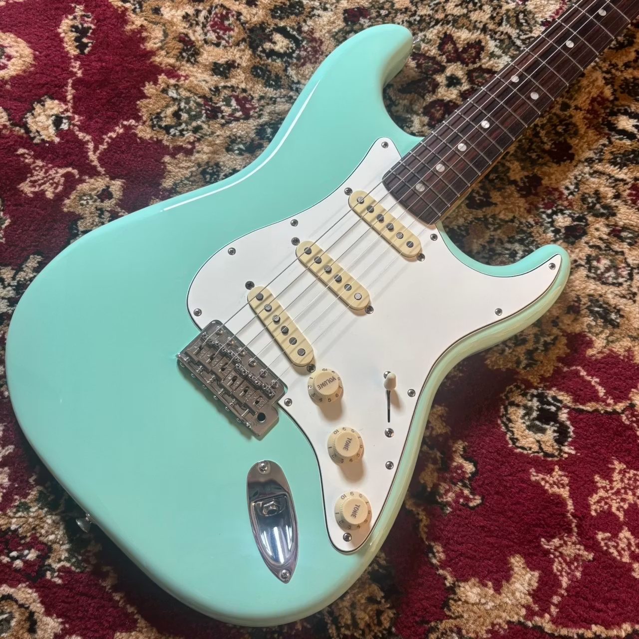 エレキギターFender：Vintera II 70s Stratocaster