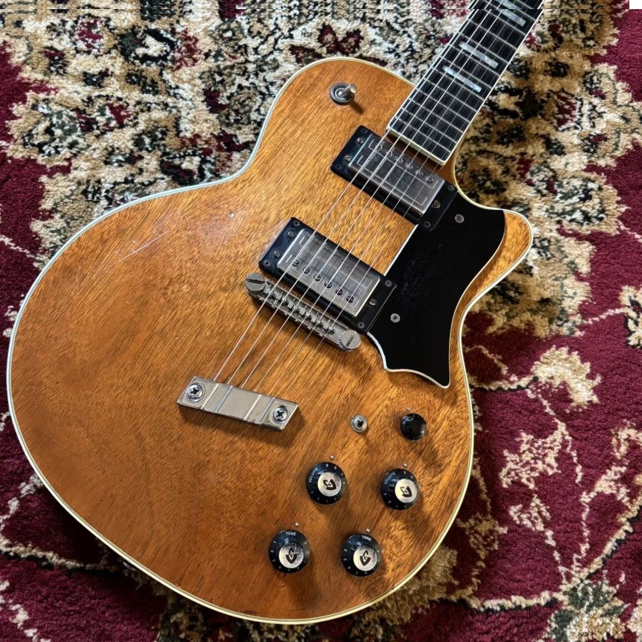 エレキギターGuild：M-75