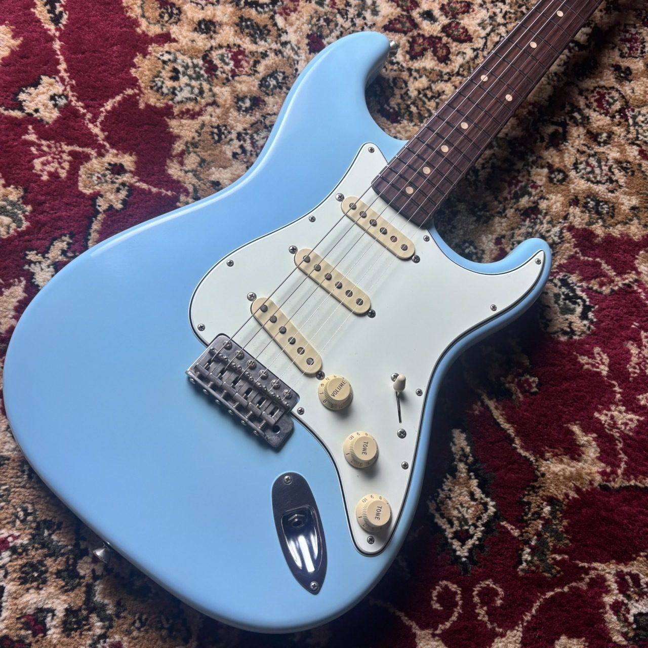 FREEDOM CUSTOM GUITAR RESEARCHO.S. Retro ST Sonic Blue