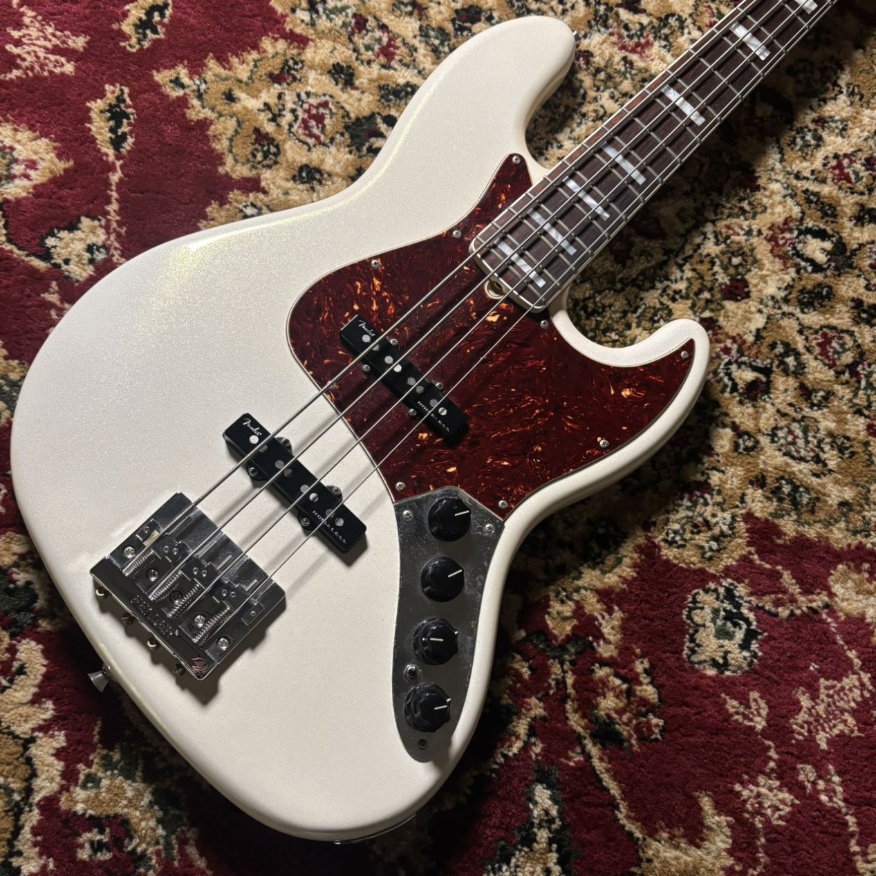 Fender:American Ultra Jazz Bass Rosewood Fingerboard Arctic Pearl