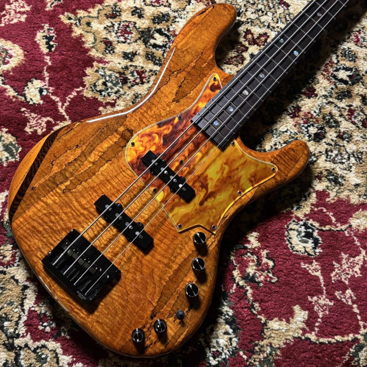 Freedom Custom Guitar ResearchRhino 4ST FT 晩秋