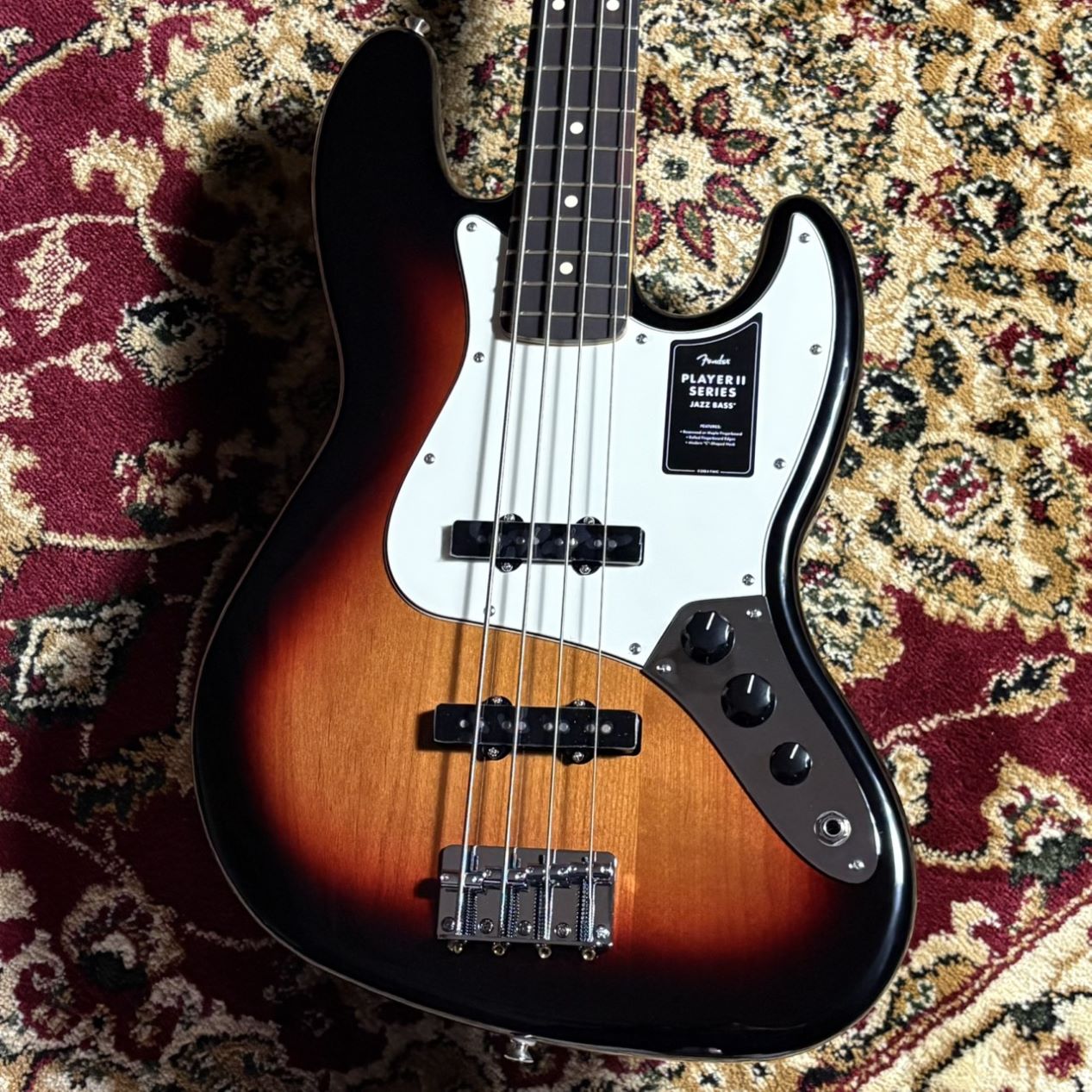 FenderPlayer II Jazz Bass 3-Color Sunburst