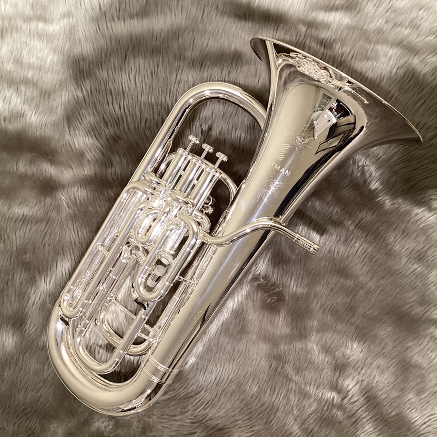 暖かく落ち着いた音色とレスポンスの良さが印象的なモデルEastman / EEP526S