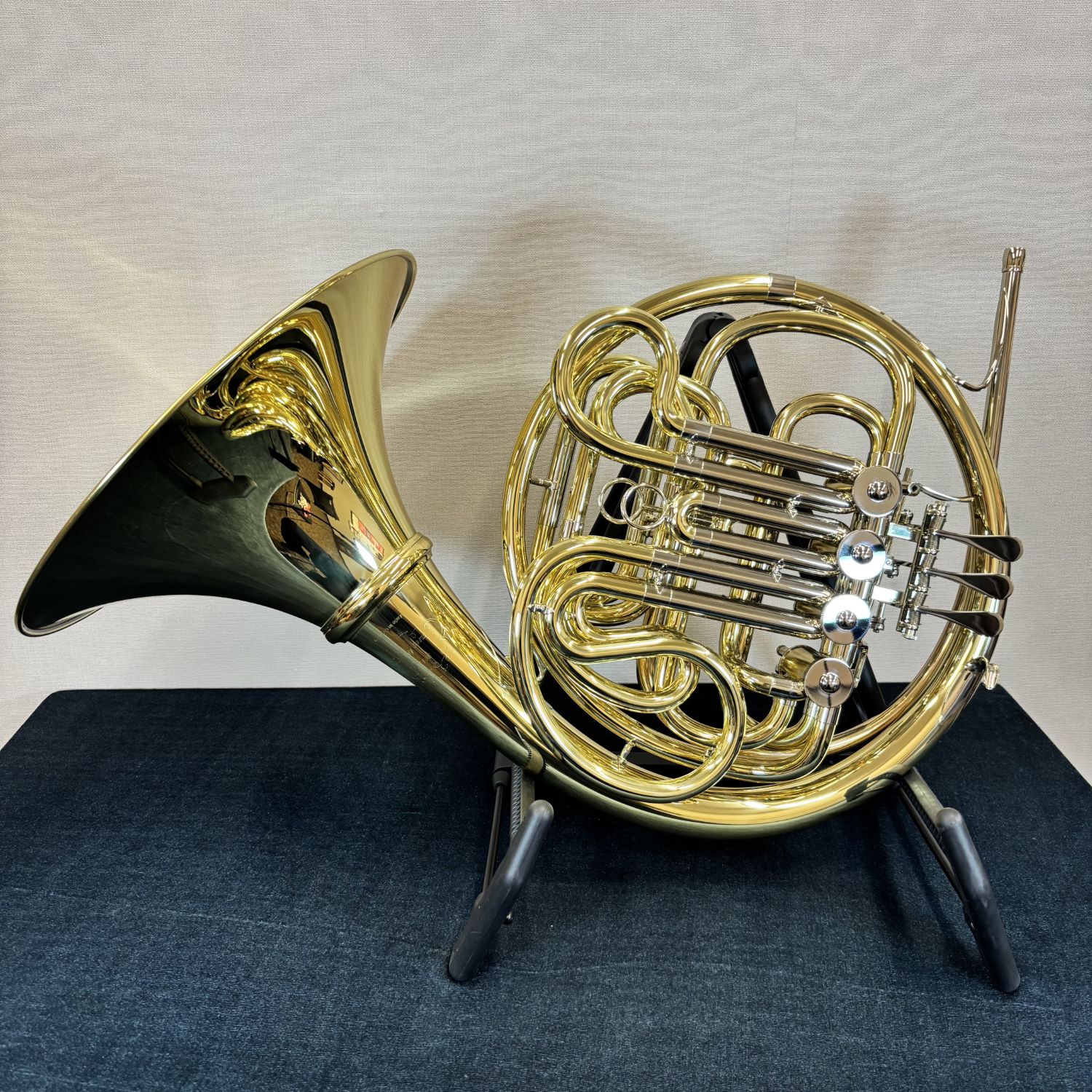 明るい音色と心地よい吹奏感が特長のガイヤ―タイプモデルハンスホイヤー / 801JMAL