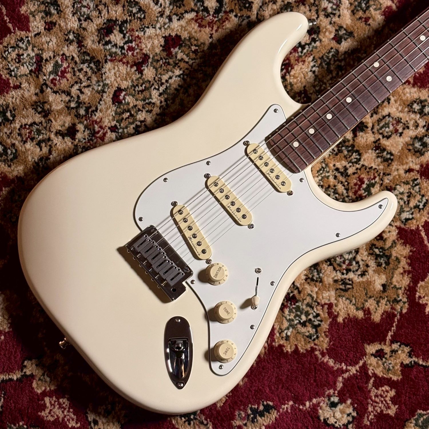 中古Fender：Jeff Beck Stratocaster Olympic White