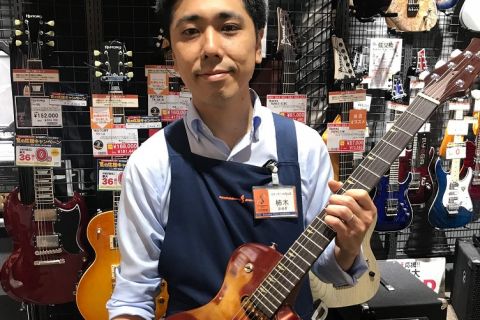 スタッフ写真 エレキギター、エフェクター 柿木