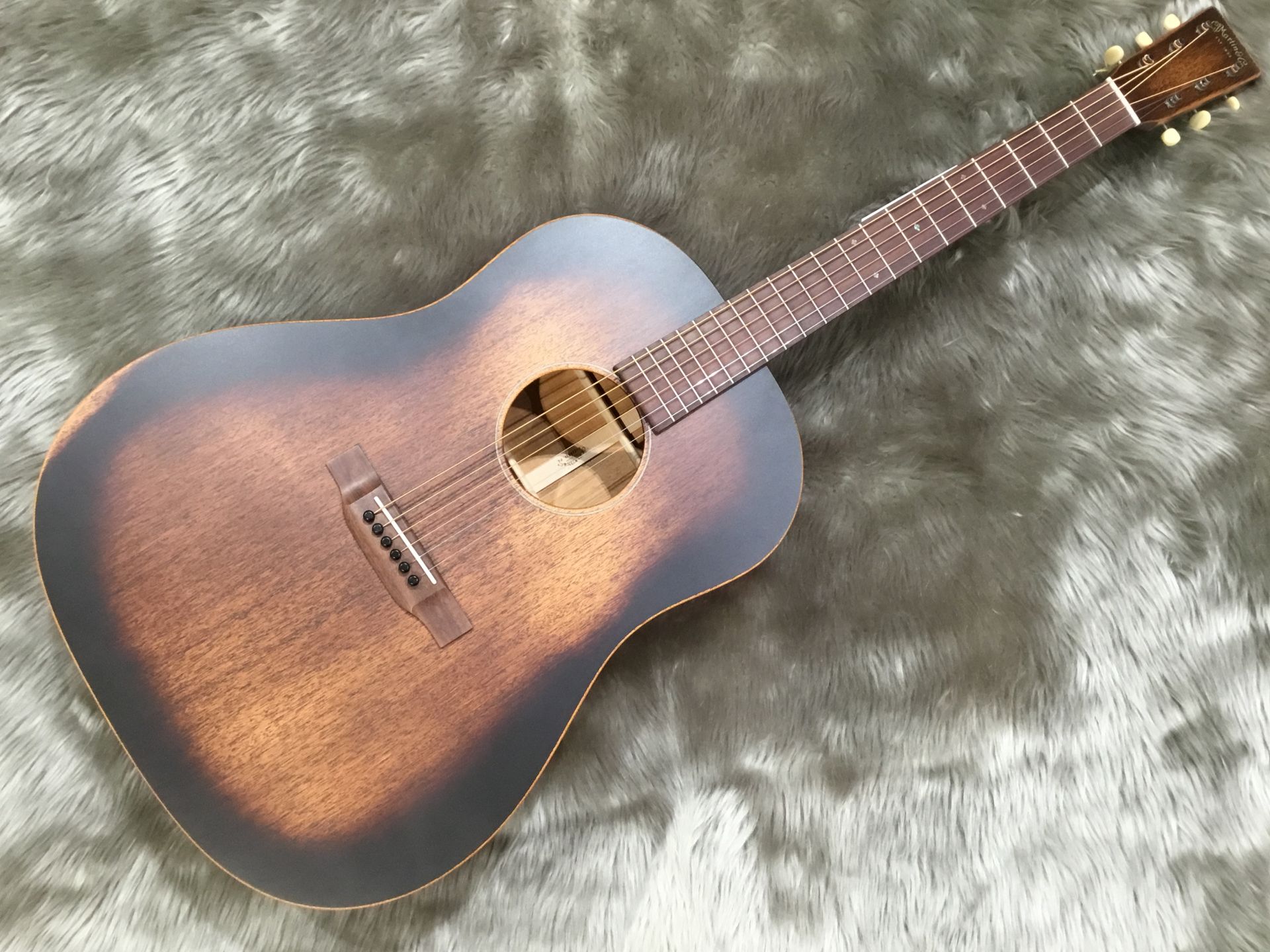 *話題の新製品、Martin DSS-15Mが再入荷！ NAMM2019新製品！Martin DSS-15M StreetMasterが再入荷しました！ NAMM2019で発表されたばかりの新製品でまだまだ流通量の少ないモデルです。 次回入荷は未定となります。NAMM SHOWのリポートなどで気にな […]