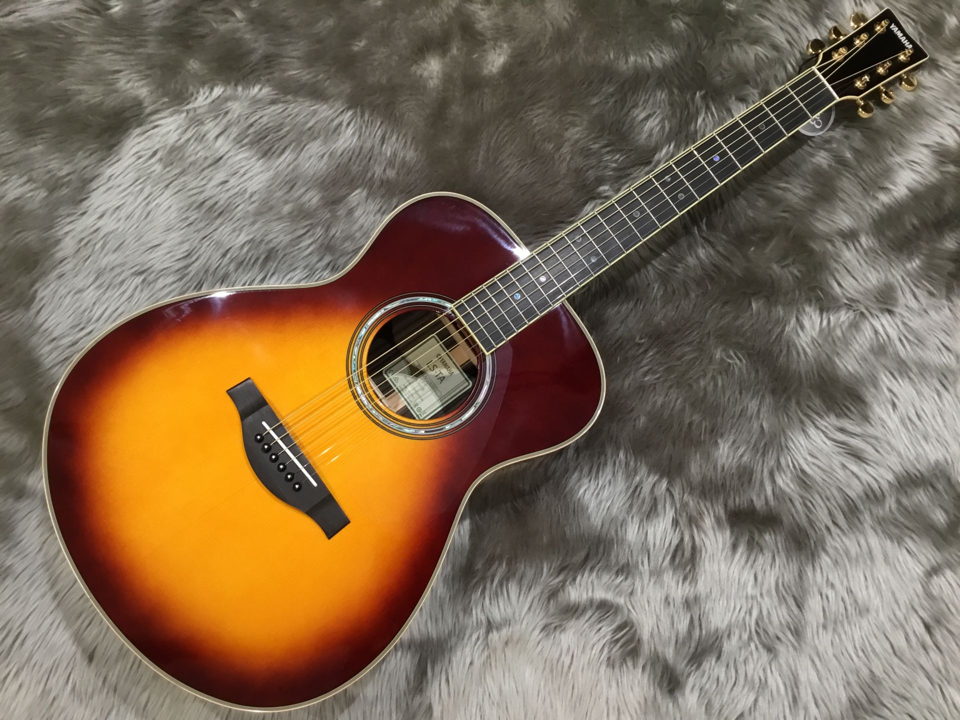 【アコースティックギター】YAMAHA LS-TAが入荷しました！