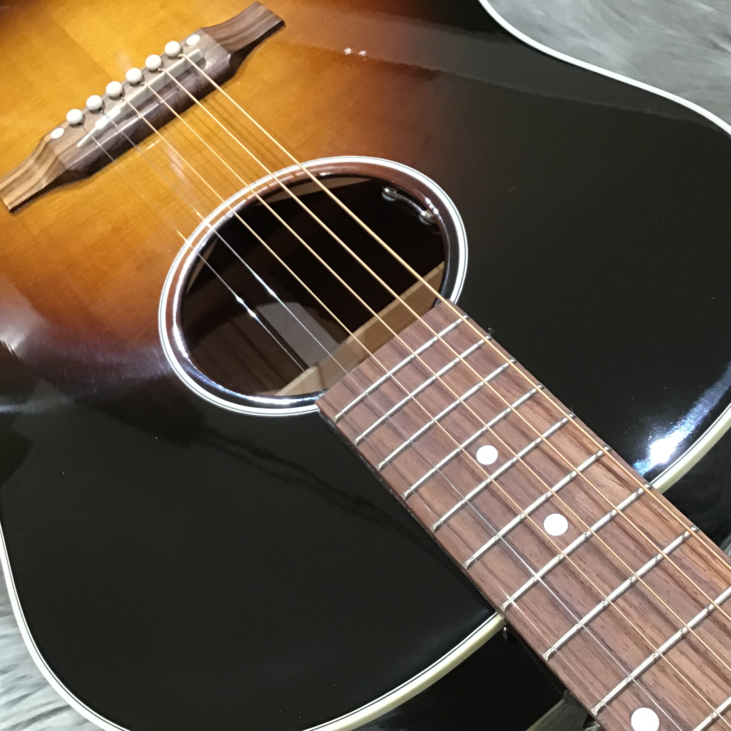 *Gibson Slash J-45入荷！ ***Gibsonの定番モデルJ-45のSlashモデルが入荷！ **憧れの楽器がお得に買える！お得なショッピングクレジットキャンペーン実施中！ [https://www.shimamura.co.jp/shop/okayama/information/2 […]
