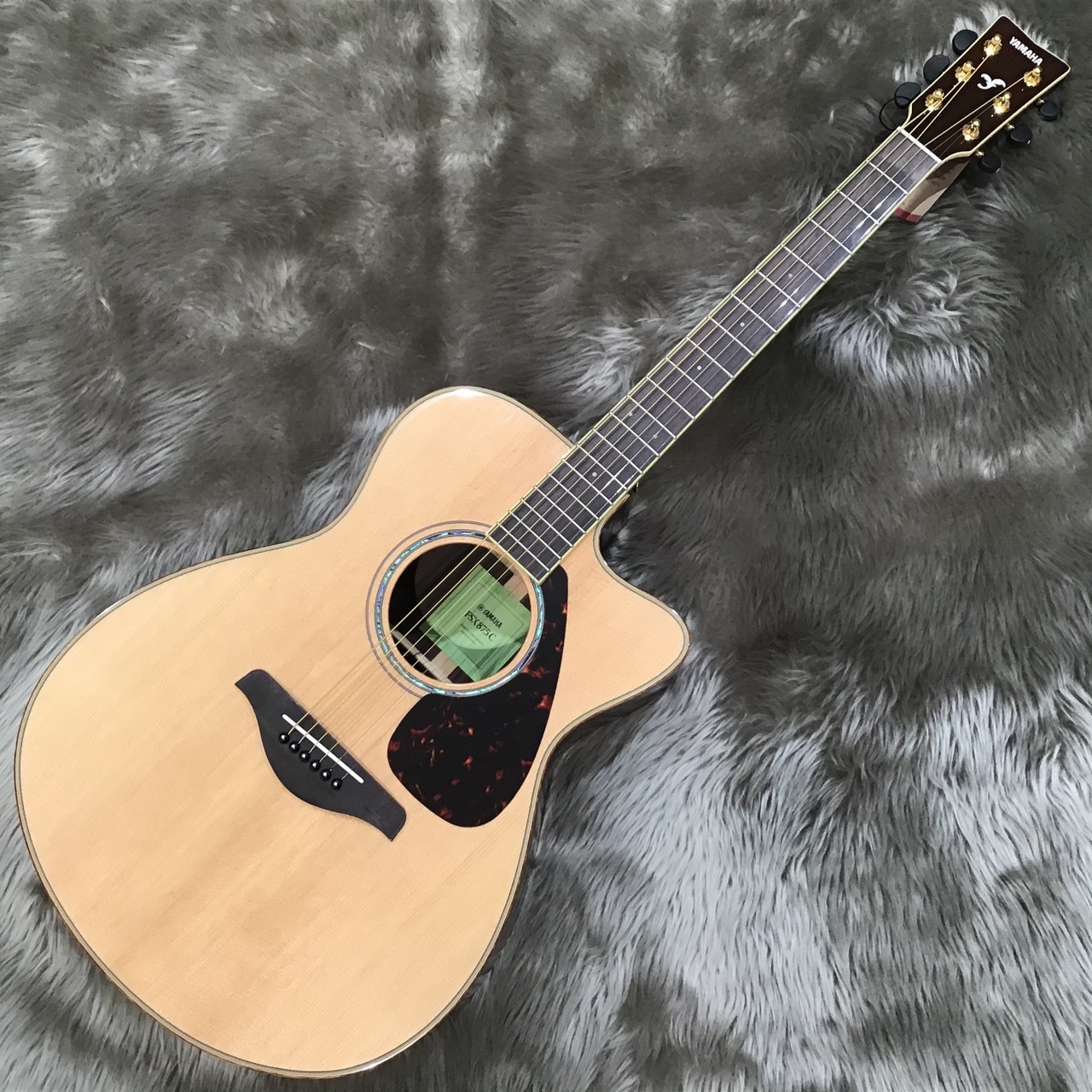 【アコースティックギター】YAMAHAの人気のエレアコが再入荷！
