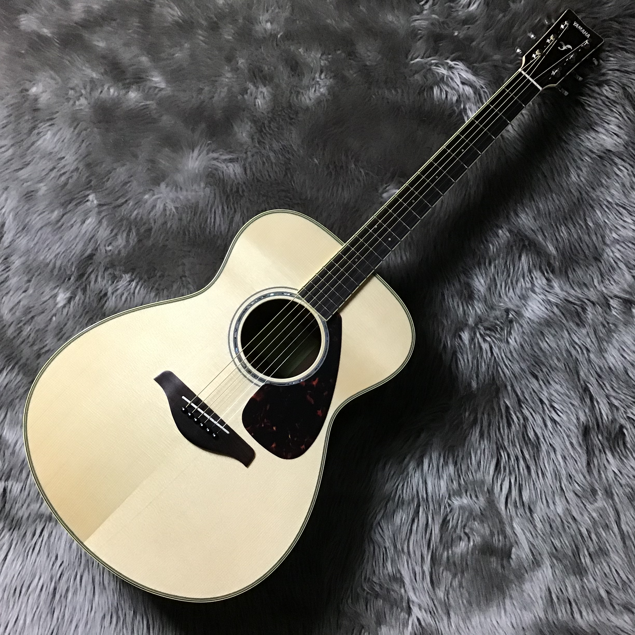 【アコースティックギター】YAMAHAの人気モデル！FS830入荷！