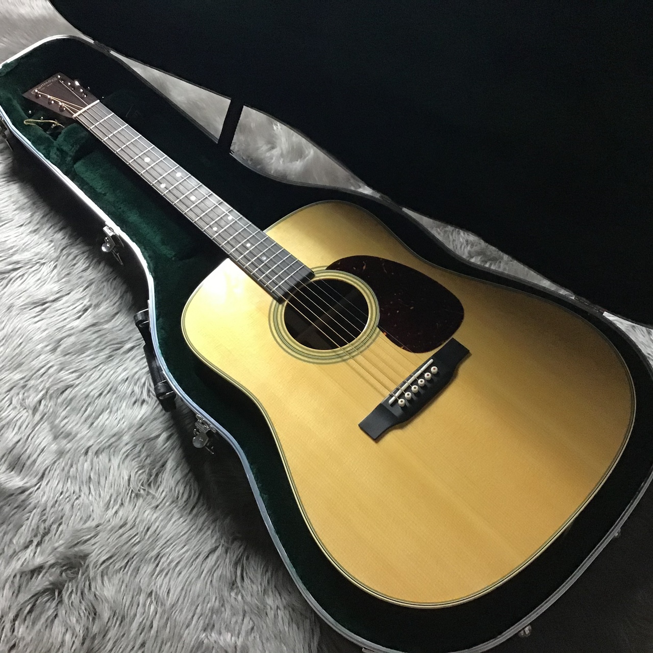 【アコースティックギター】王道のMartin D-28 Standardが再入荷！