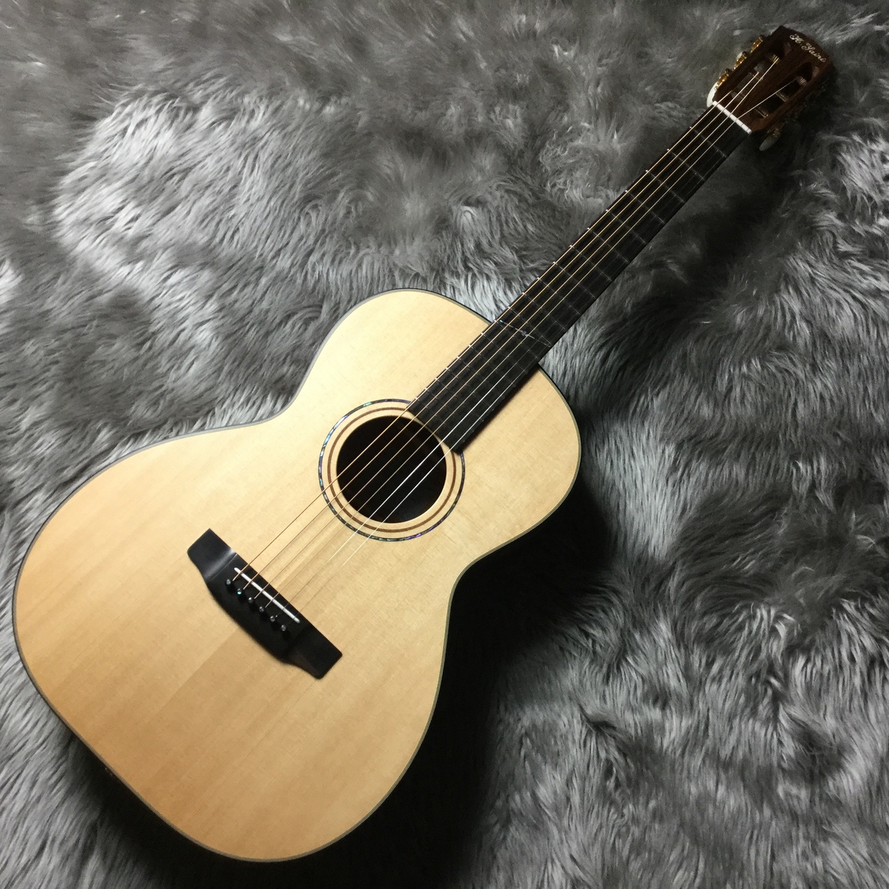 【アコースティックギター】K.Yairiより小ぶりで抱えやすく人気のNY-65Vが入荷！