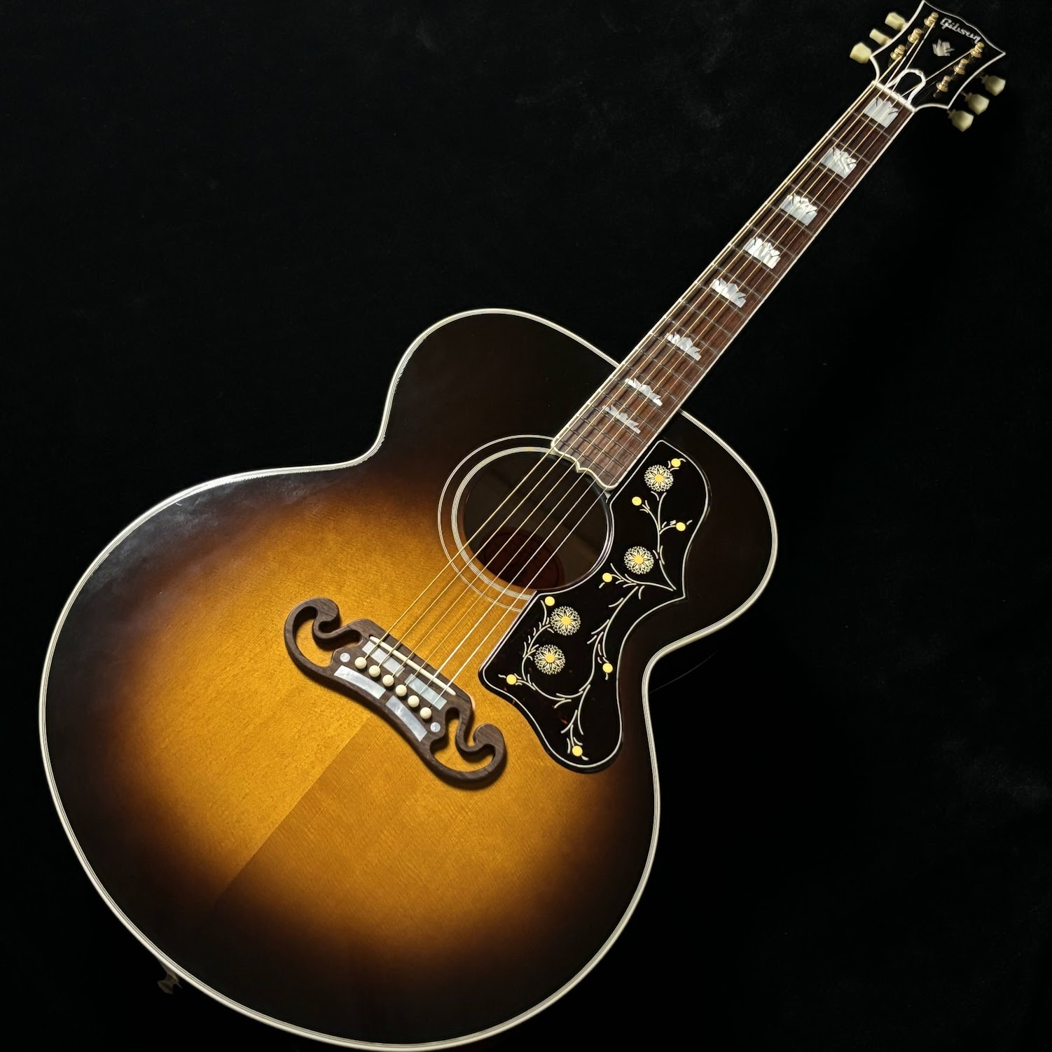 GibsonSJ-200 used