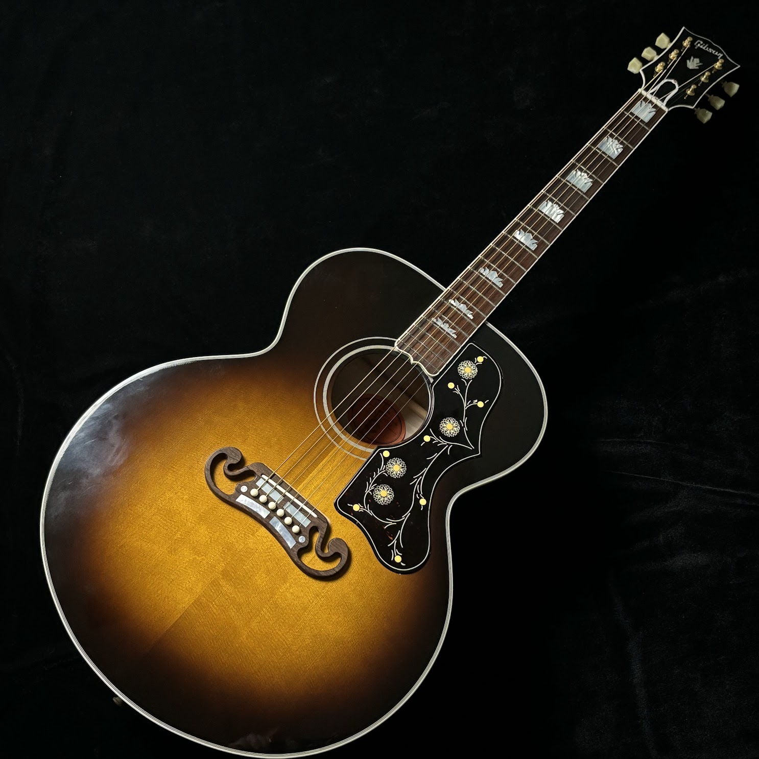 GibsonSJ200